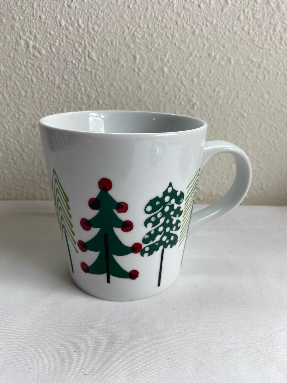 Crate&Barrel holiday mug